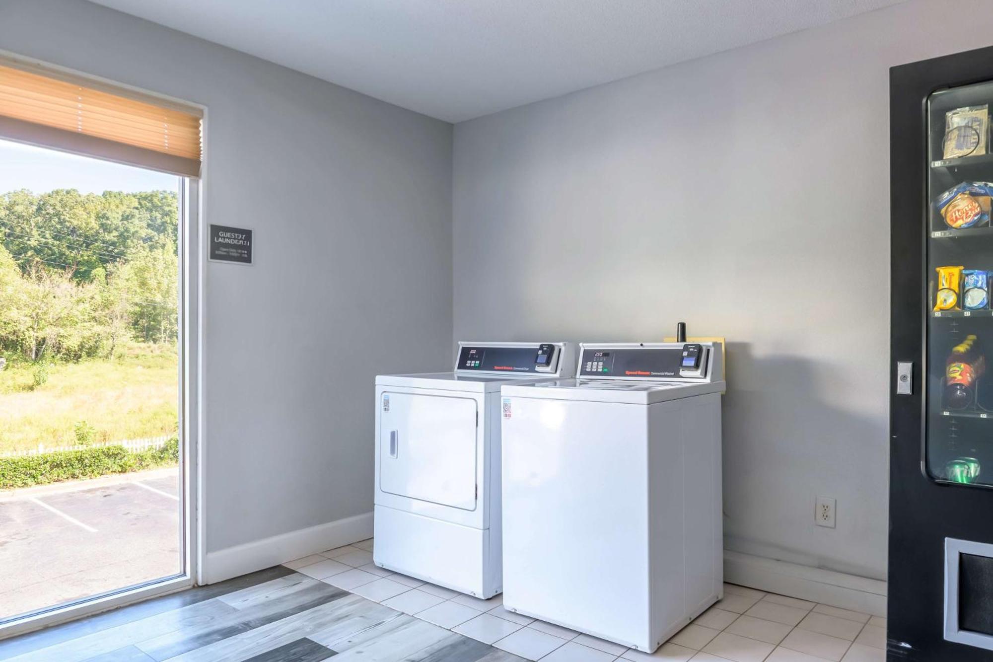 Motel 6 Dawsonville Ga North Ga Premium Outlets Luaran gambar